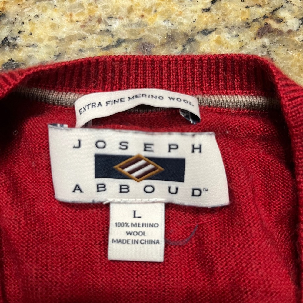Joseph Abboud Mens Red Extra Fine Merino Wool V-Neck Sweater Size Large - Picture 2 of 4